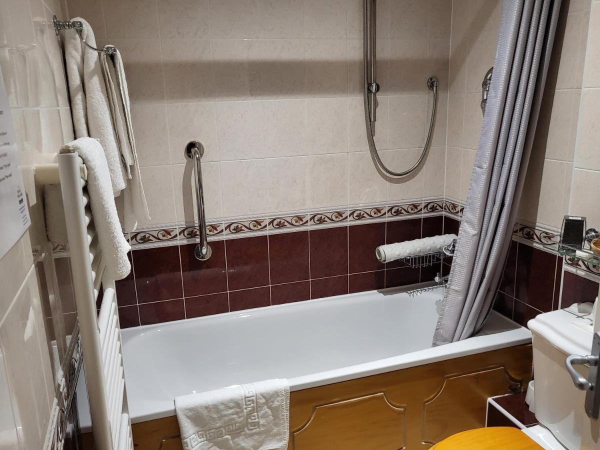The Royal Inn 4*